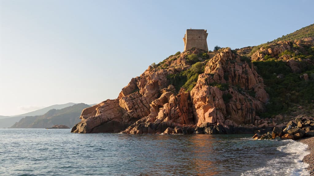 La tour génoise de Porto, commune d'Ota, Corse-du-Sud, France