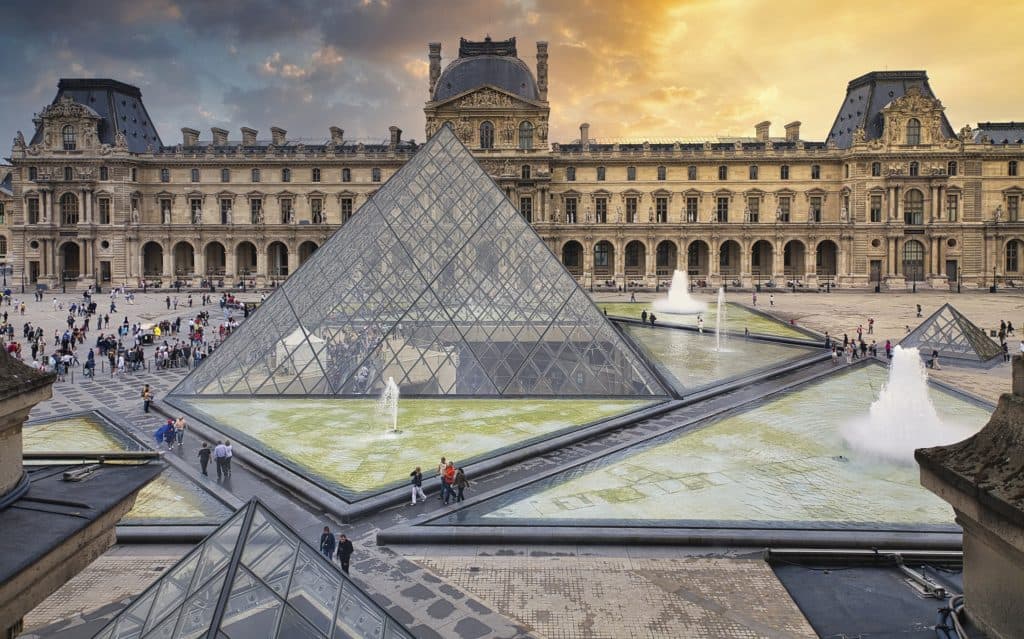 visiter le louvre