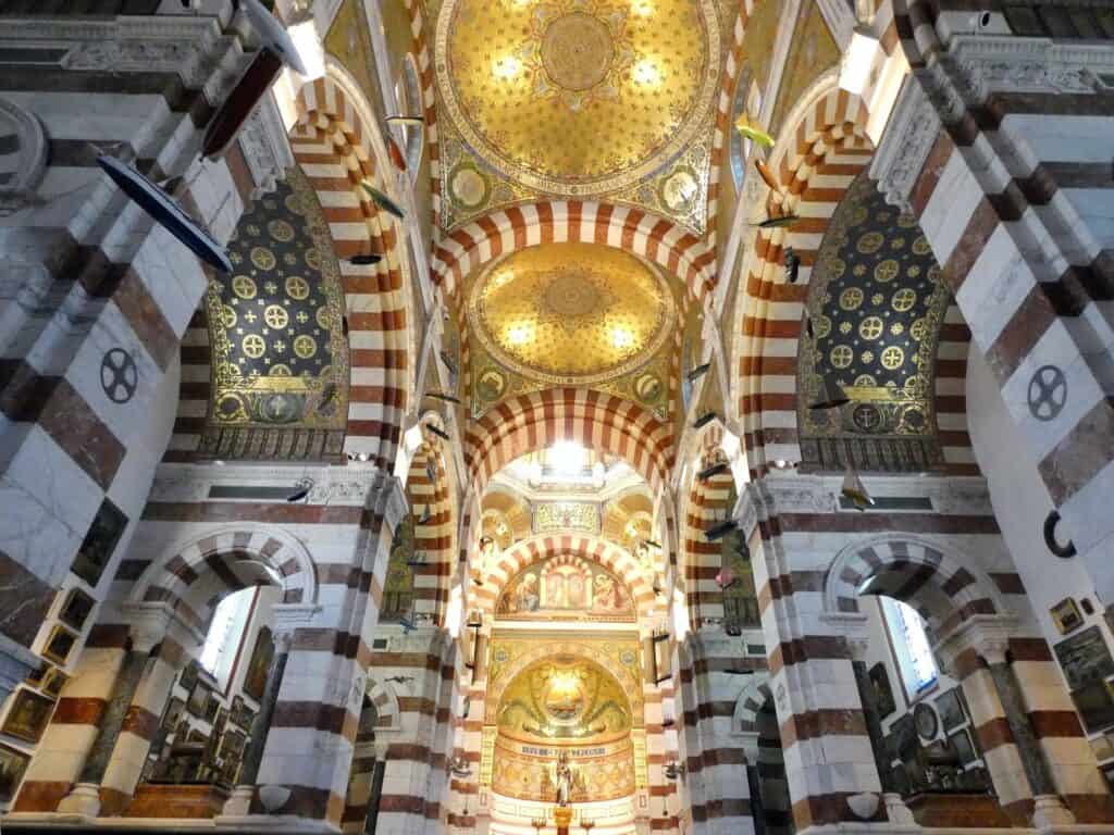 visiter basilique marseille