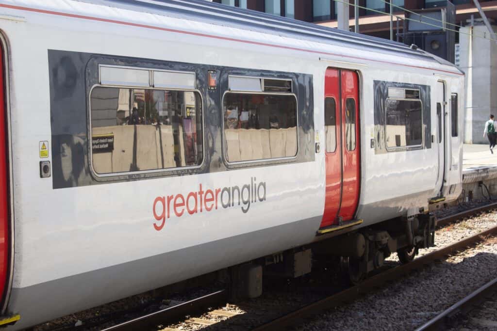 greater anglia rejoindre londres depuis aeroport